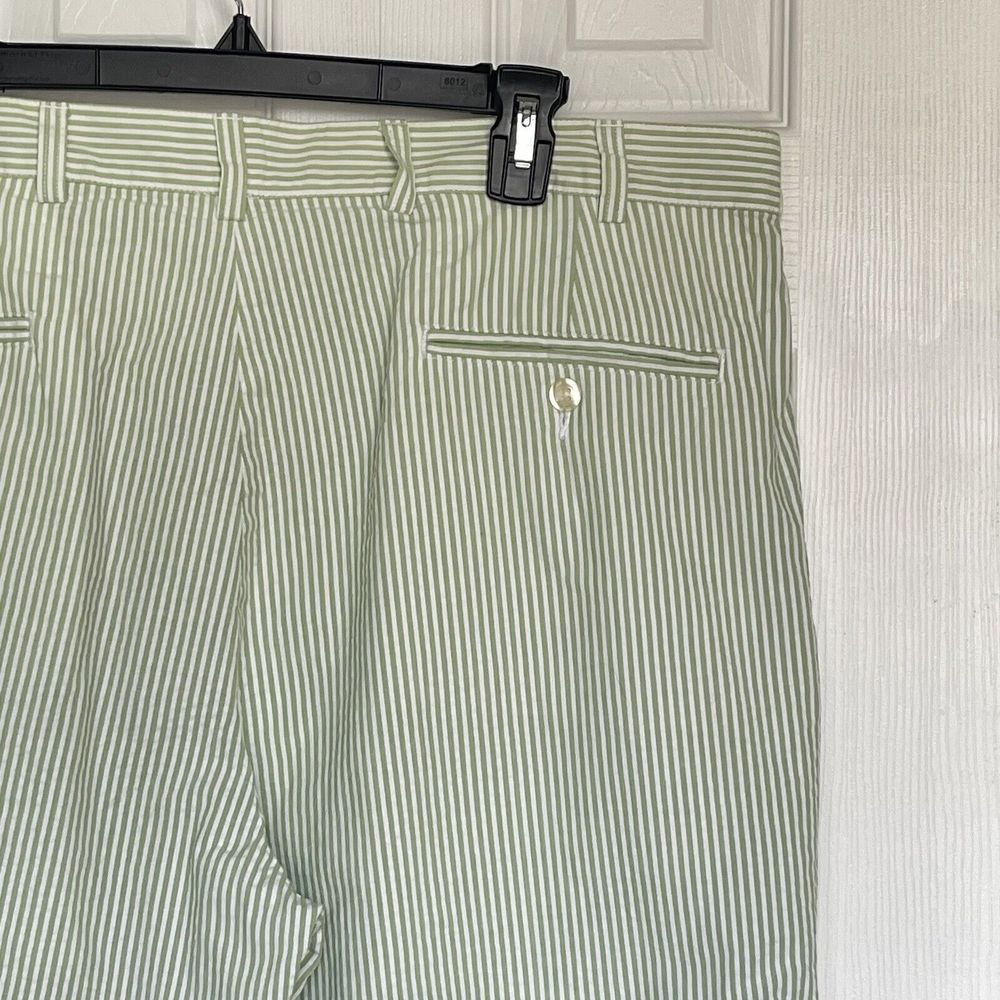 JoS A Bank Stay Cool Seersucker Shorts Green White Stripe Mens 40 - Picture 4 of 16